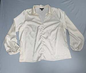Banana Republic Off-White Satin Long Sleeve Button-Down Blouse XL